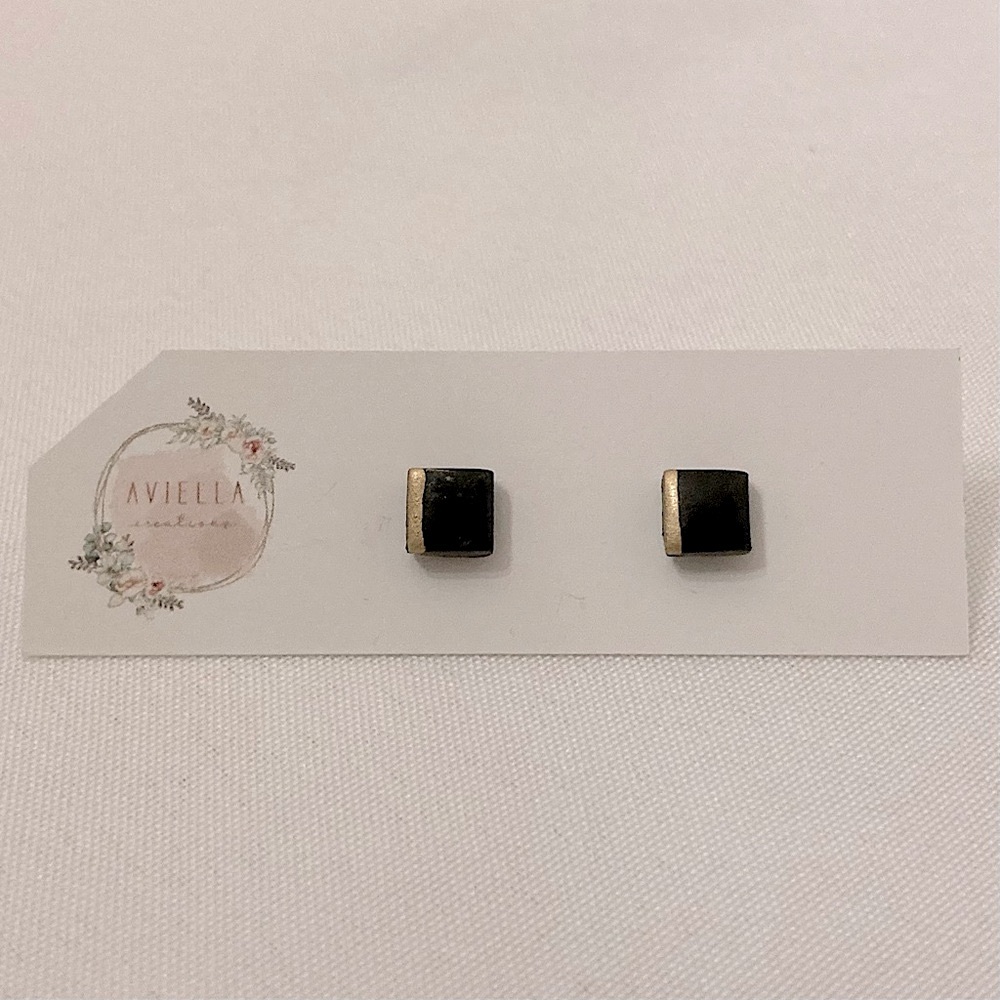 ⭐️ Handmade Unisex Aviella Creations Polymer Clay Square Stud Earrings 💗